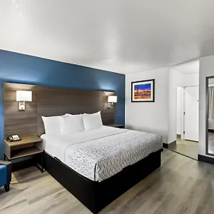 https://econo-lodge-airport.hotelsofphoenix.com